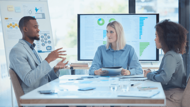 Momentum Business Strategy Assistant Internship 2025